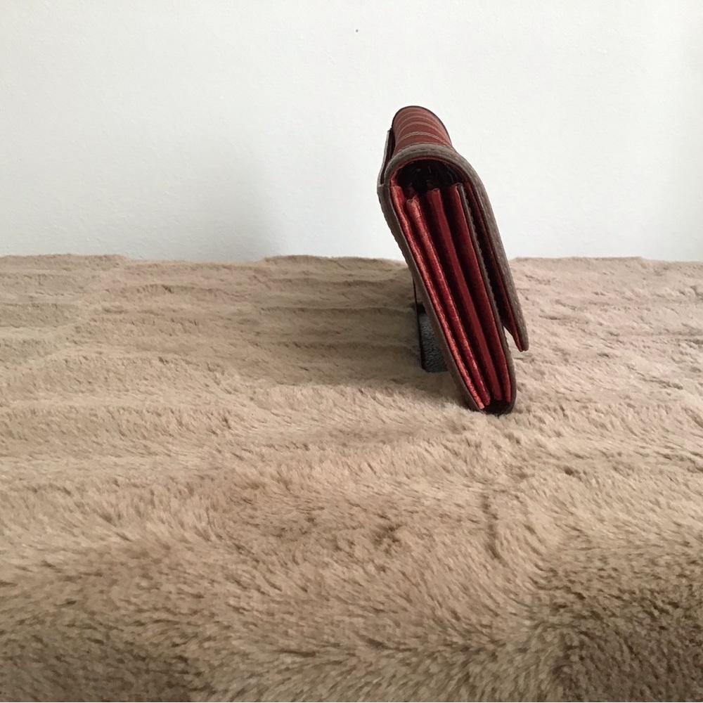 Burberry Red Plaid Wallet (Rare) - Picture 4 of 9